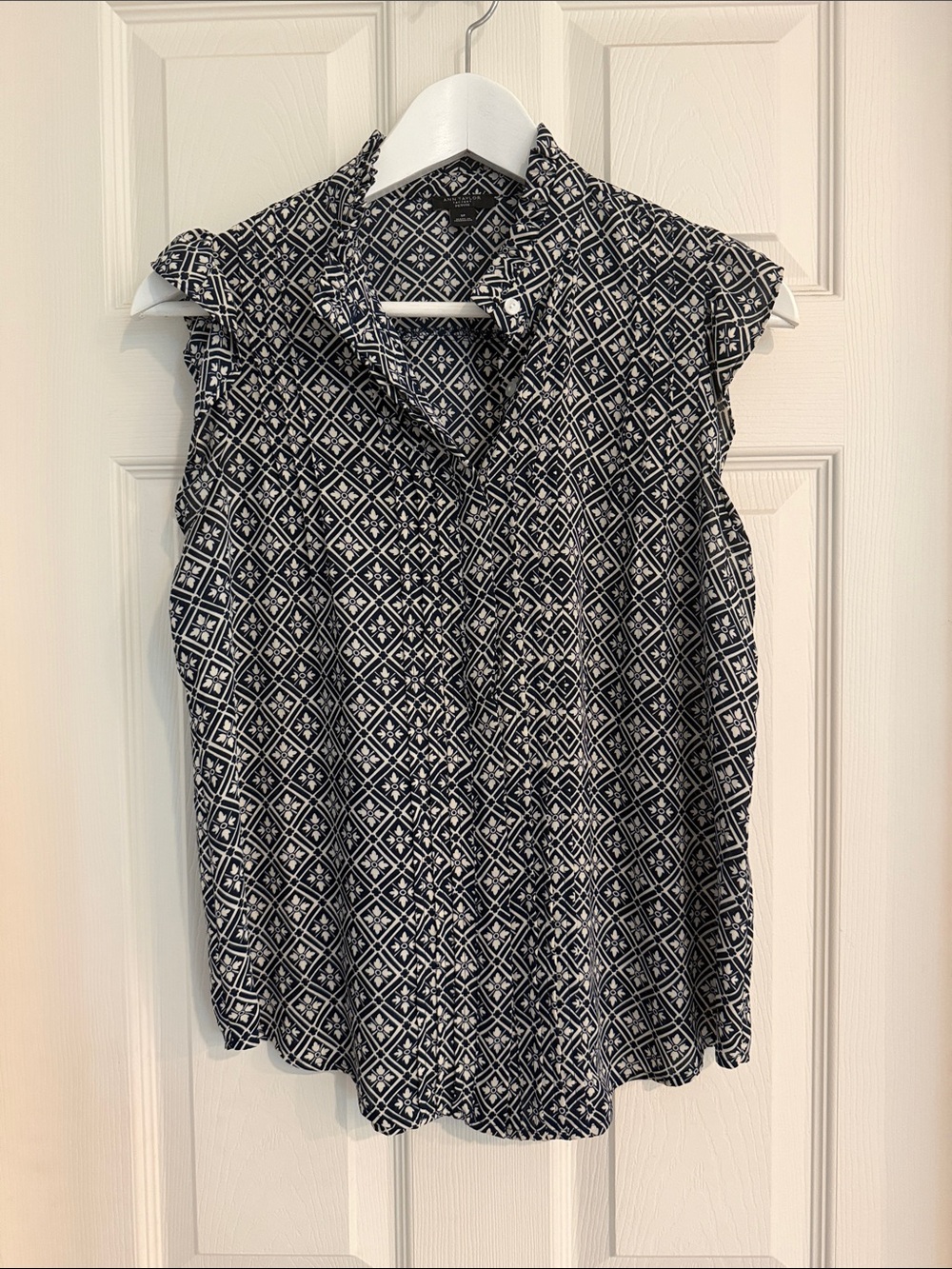 Ann Taylor Navy and White Geometric Ruffle-Sleeve Blouse
